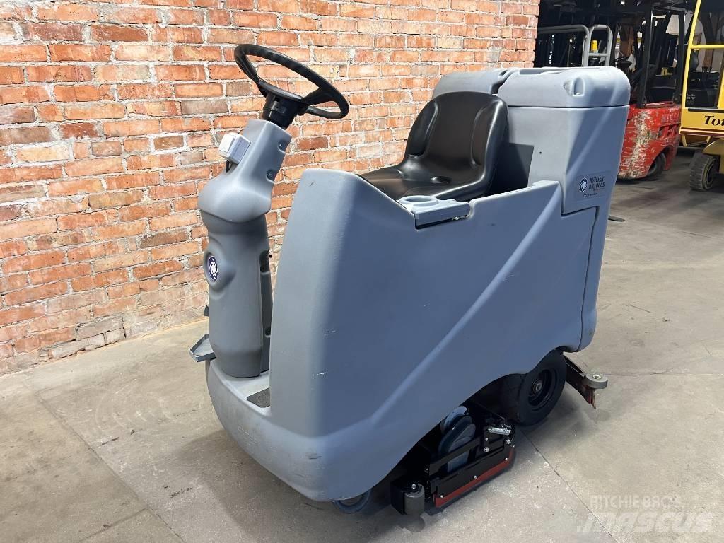 Nilfisk BR 800 S Põrandapesumasinad