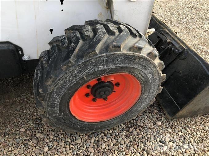 Bobcat S 300 Kompaktlaadurid