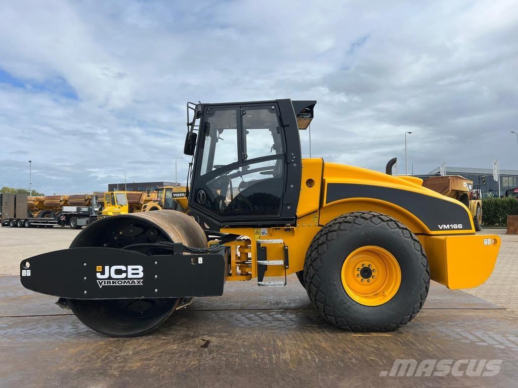 JCB VM166D Ühe trumliga rullid