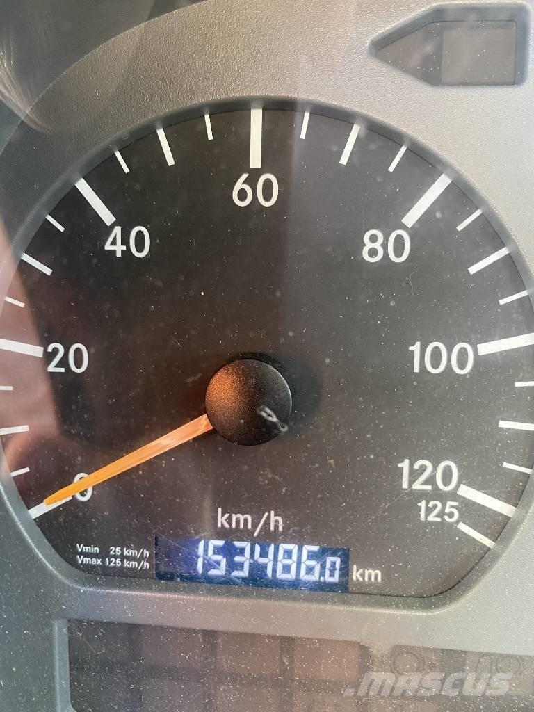 Bison TKA 28 KS Auto korvtõstukid