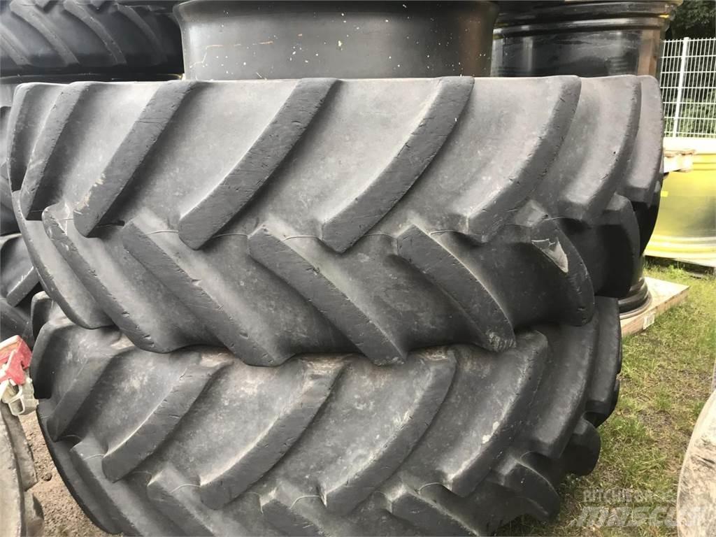 Mitas 680/80R42 Rehvid, rattad ja veljed