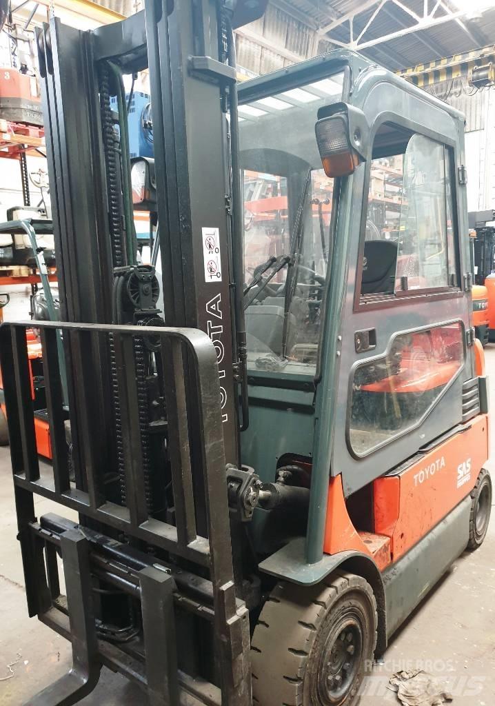 Toyota 7 FBMF 25 Elektritõstukid