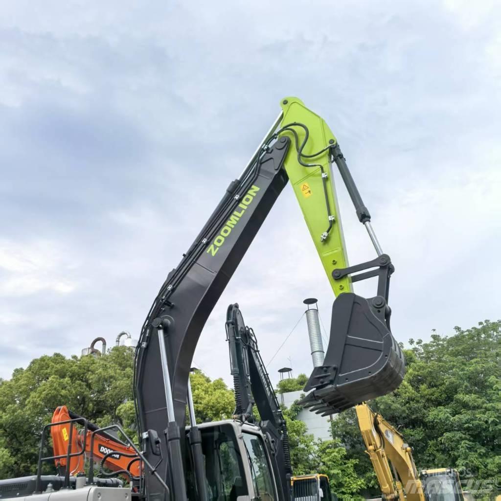 Zoomlion ZE215G Väikeekskavaatorid 7t-12t