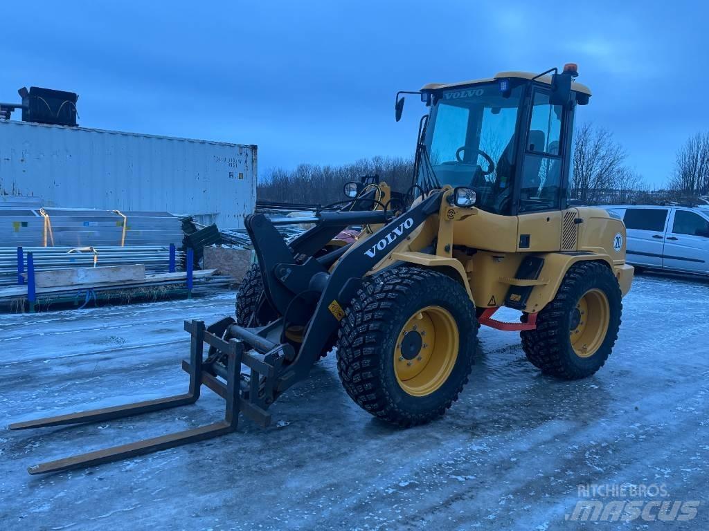 Volvo L 30 G Rataslaadurid