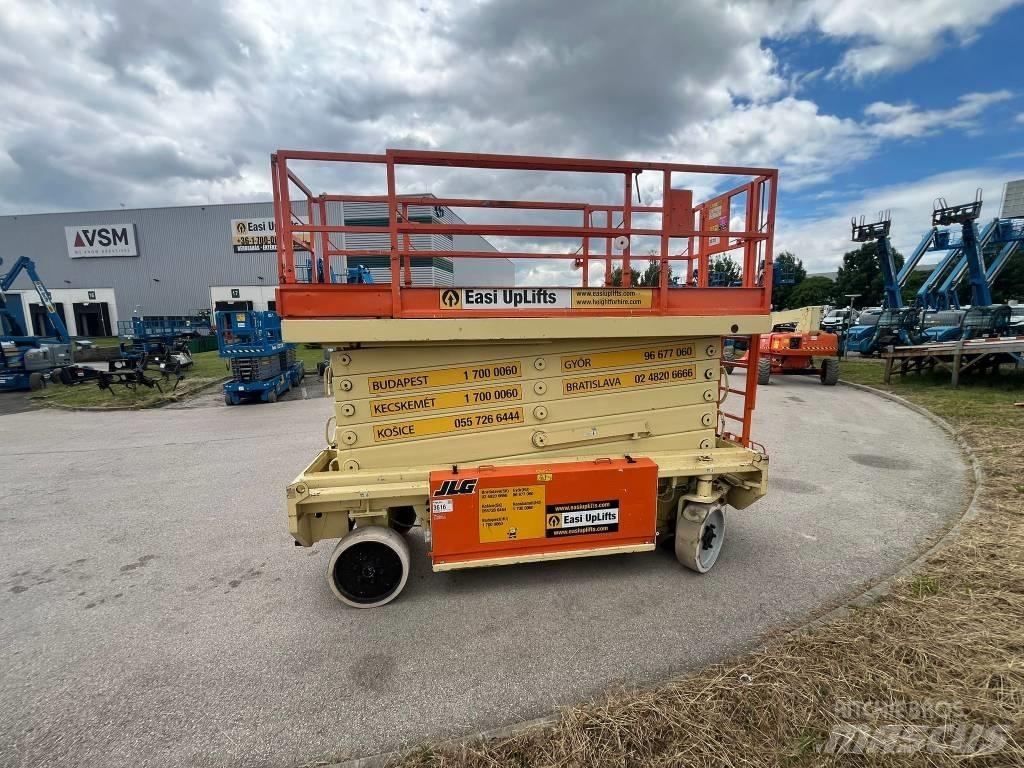 JLG Liftlux 180-12 Käärtõstukid