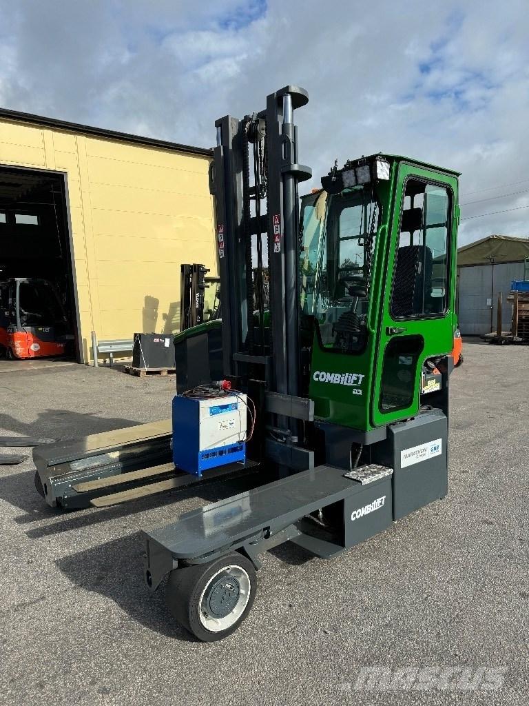 Combilift C4000ET Neljasuuna lükandmastiga tõstukid