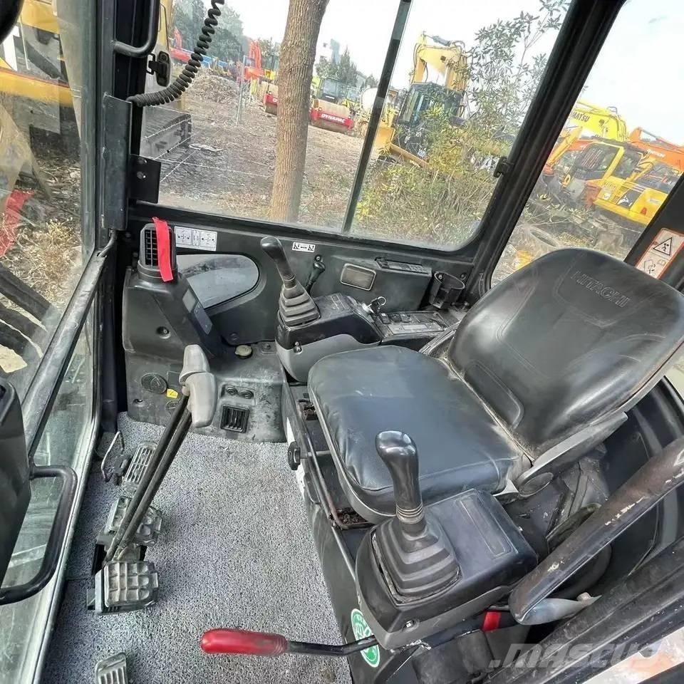Hitachi ZX50U Miniekskavaatorid < 7 t