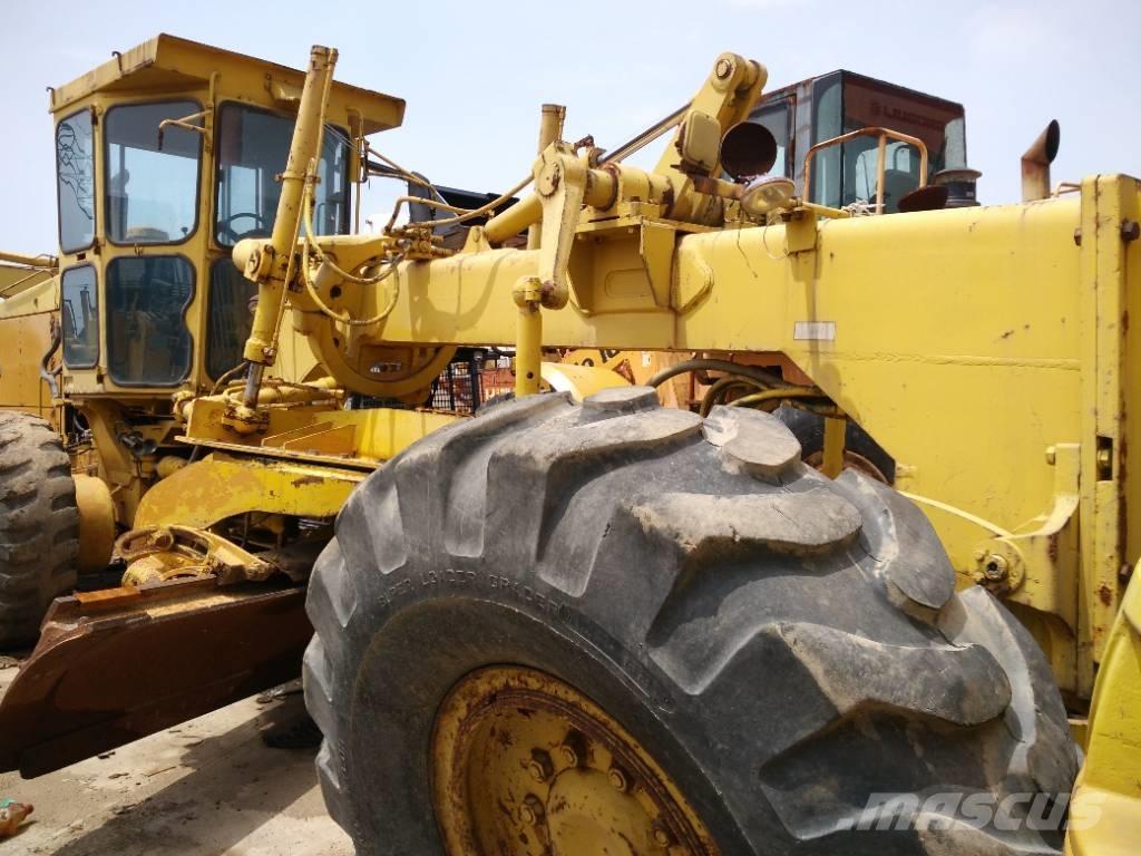 Komatsu GD 705 A-4A Greiderid