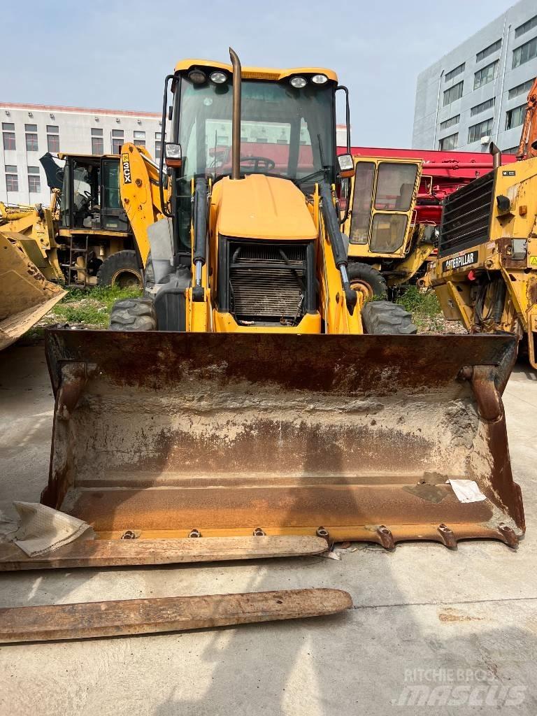 JCB 3CX Ekskavaatorlaadurid