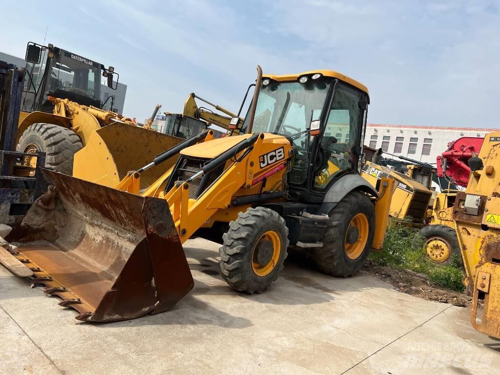 JCB 3CX Ekskavaatorlaadurid