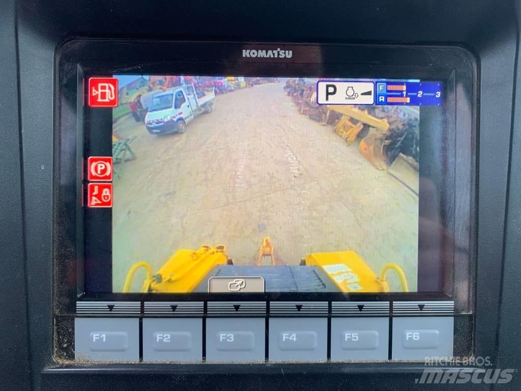 Komatsu D 51 PX-24 Buldooserid