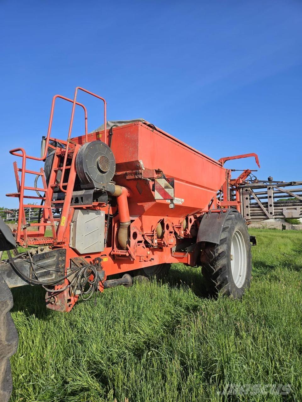 Rauch AGT 6036 Mineraalväetise laoturid