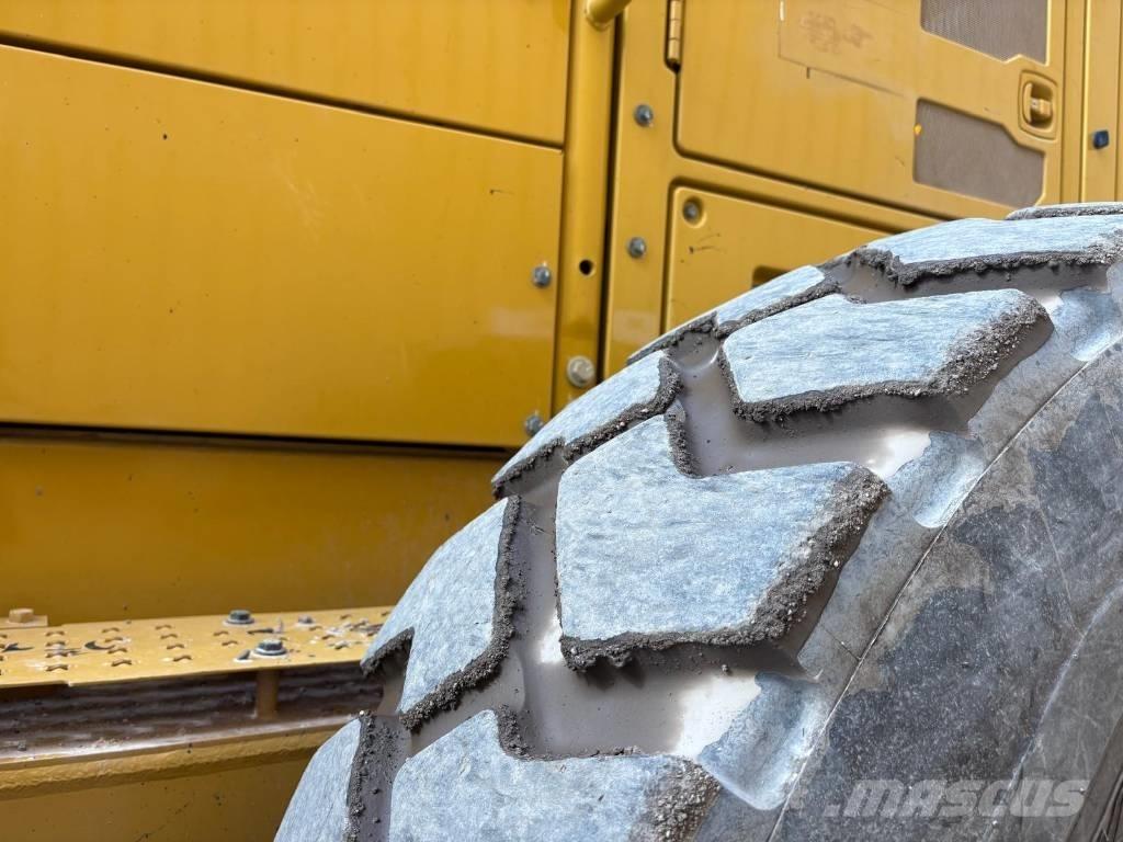 CAT 150 Greiderid