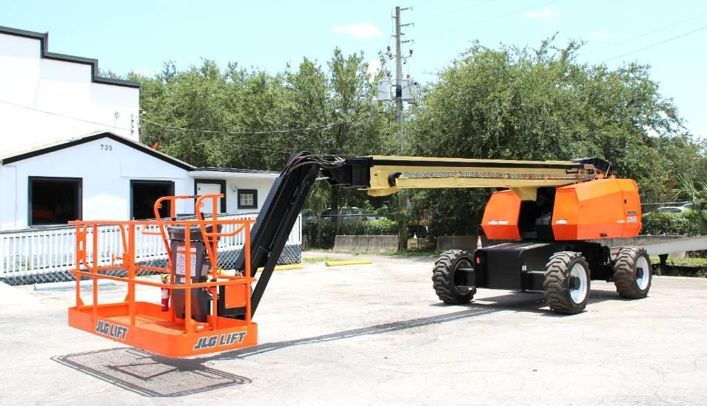 JLG 660 SJ Teleskoop poomtõstukid