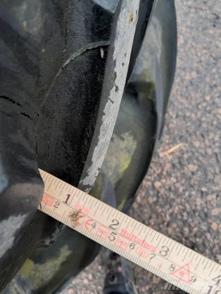 Michelin 540/65R38 Rehvid, rattad ja veljed