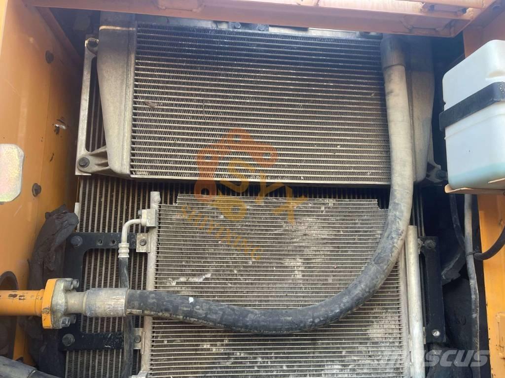 Hyundai Robex 225 Roomikekskavaatorid