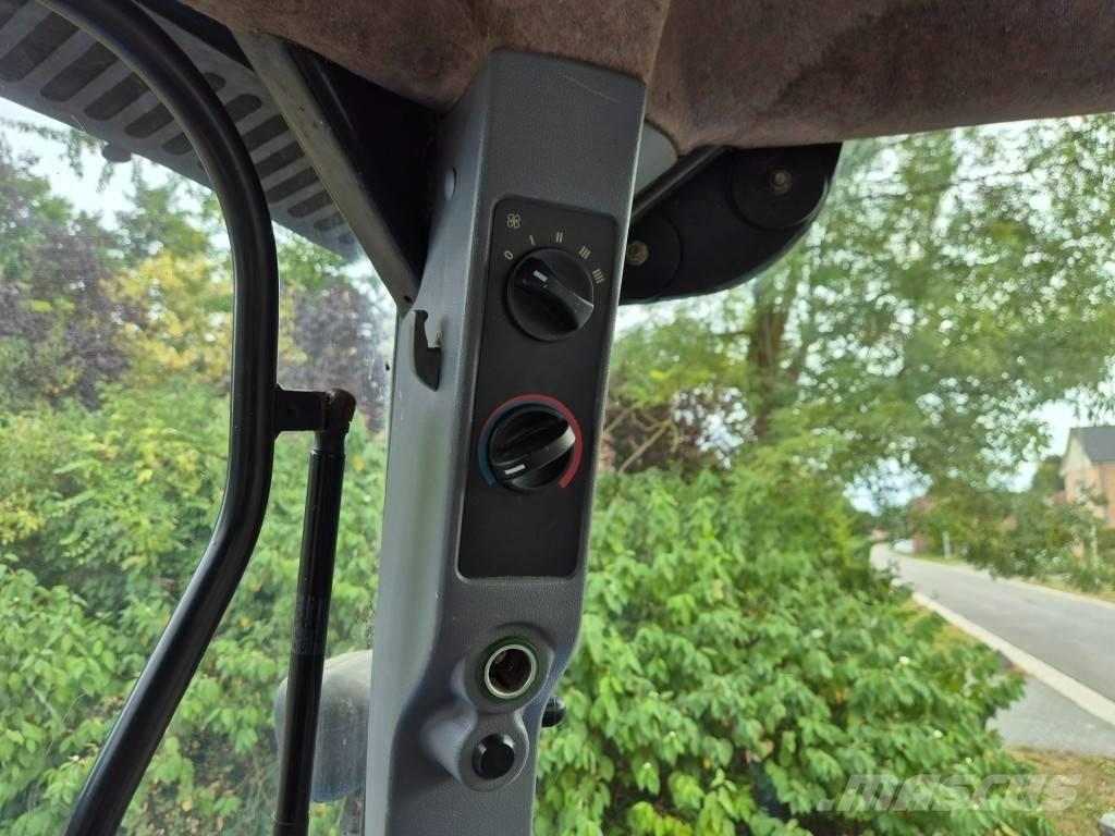 New Holland TS 100 A Traktorid