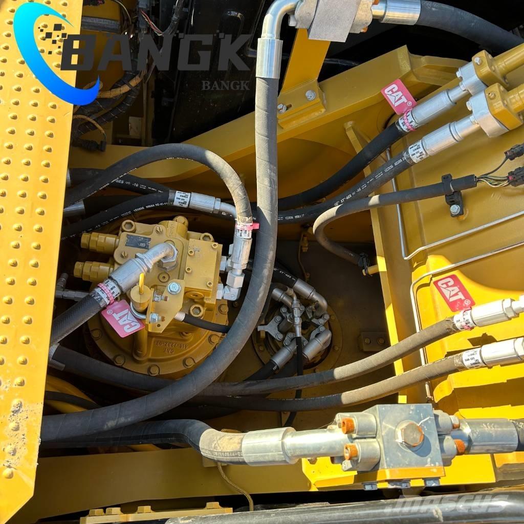 CAT 330GC Roomikekskavaatorid