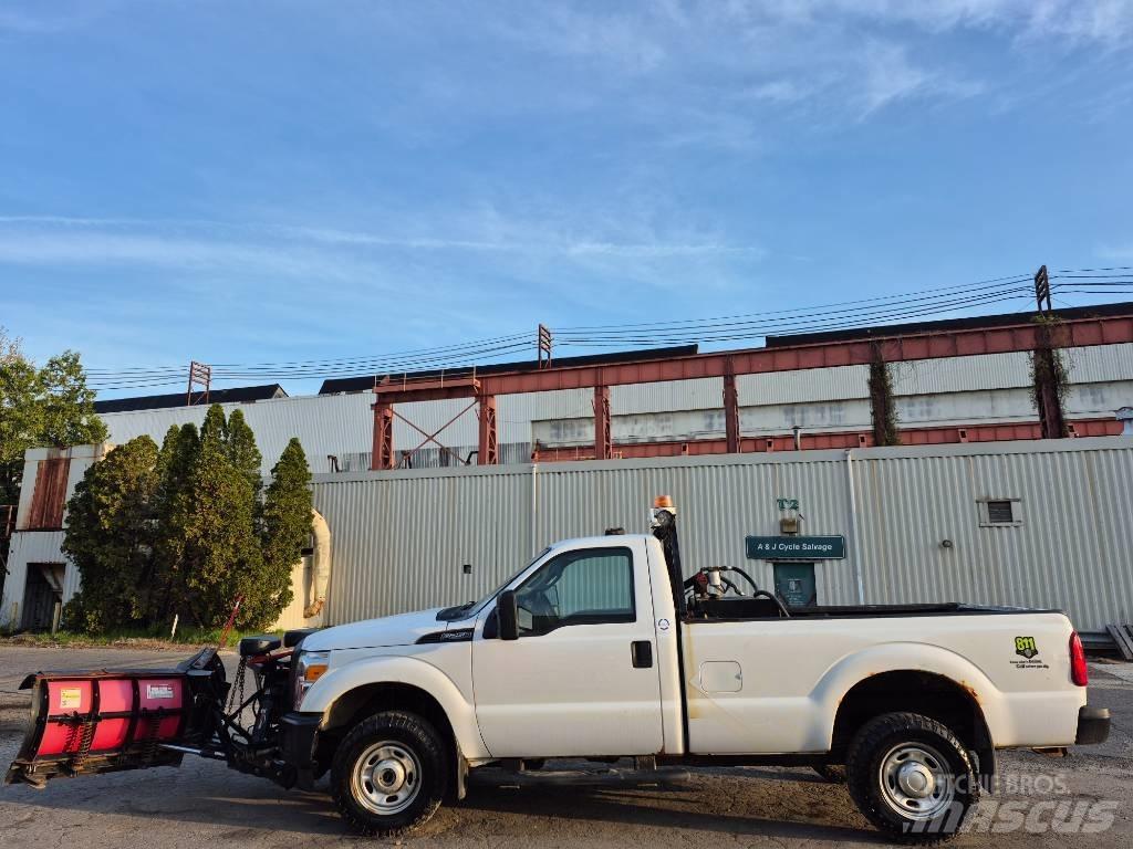 Ford F 250 Muu