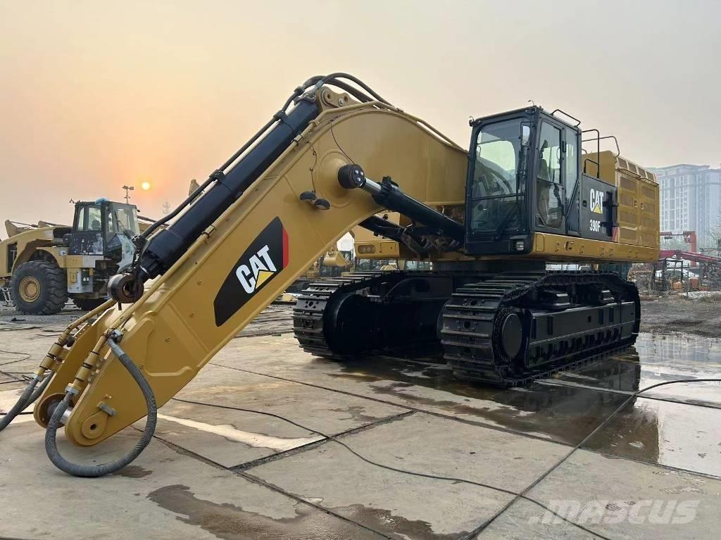 CAT 2020 CAT 390F Ratasekskavaatorid