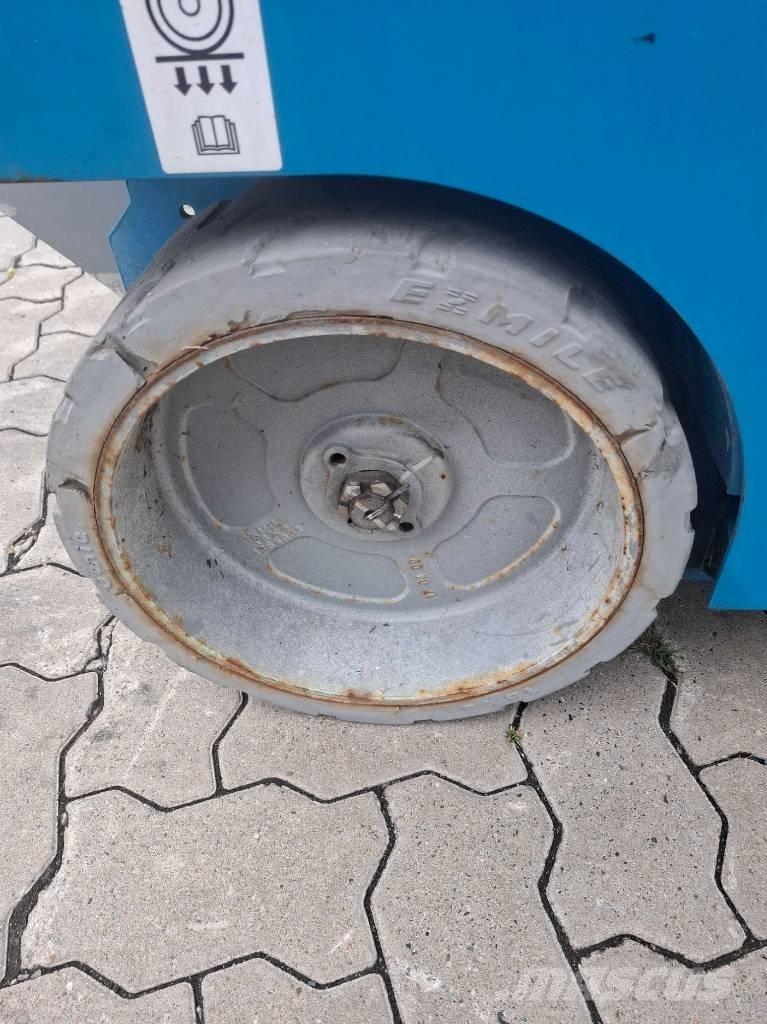 Genie GS 4047 Käärtõstukid