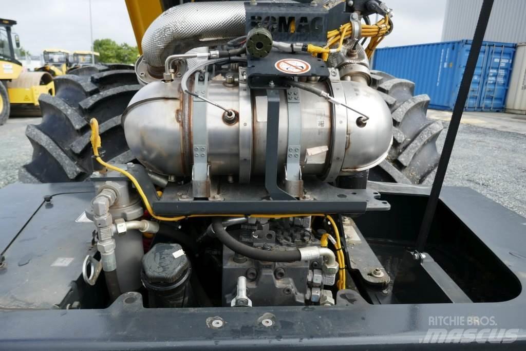Bomag BW 213 PDH-5 Pinnasetihendajad