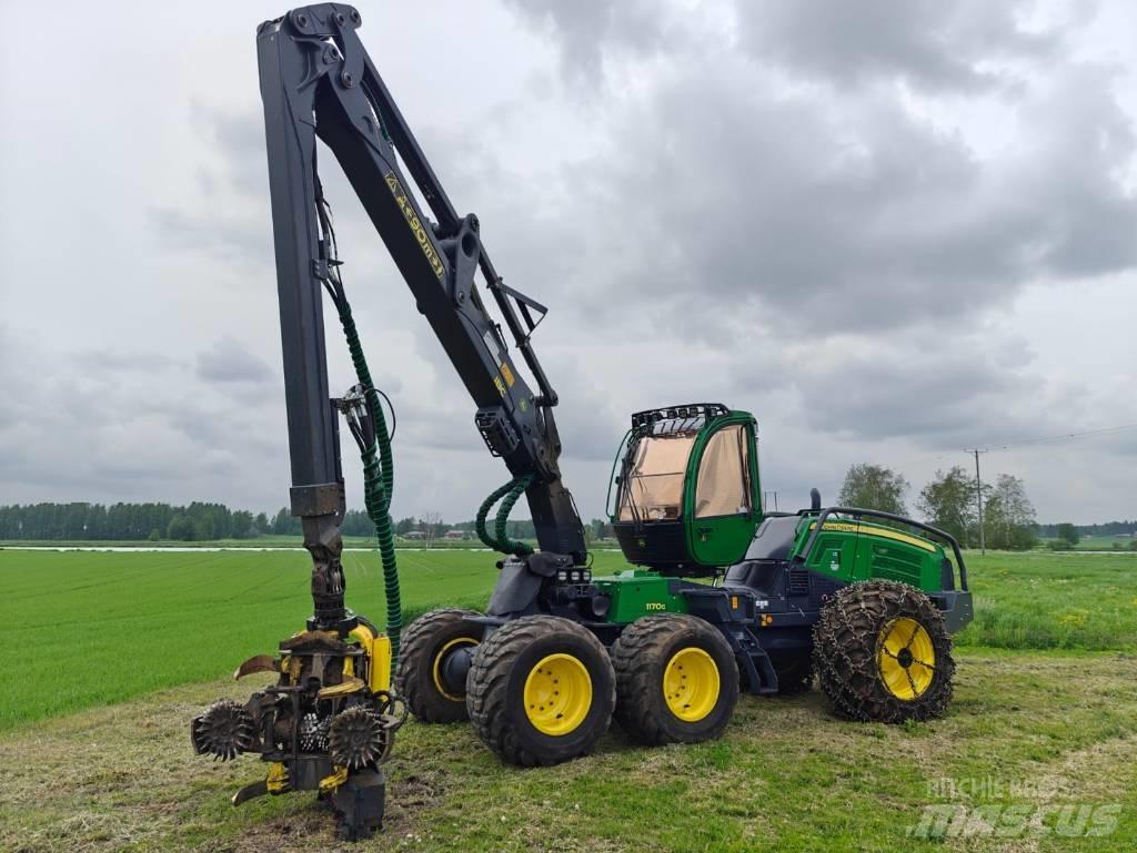 John Deere 1170 G Harvesterid