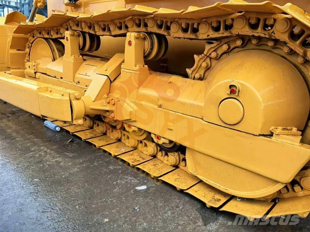 CAT D6G Buldooserid