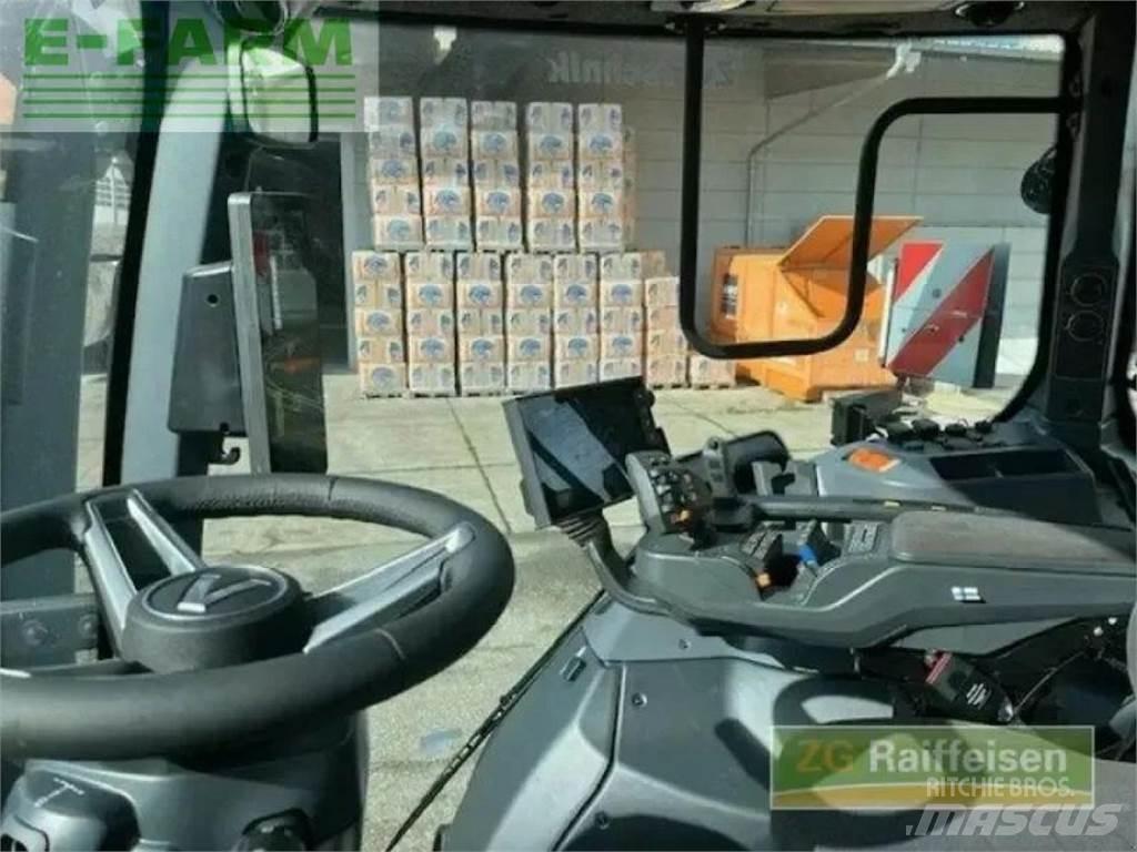 Valtra q245 Traktorid
