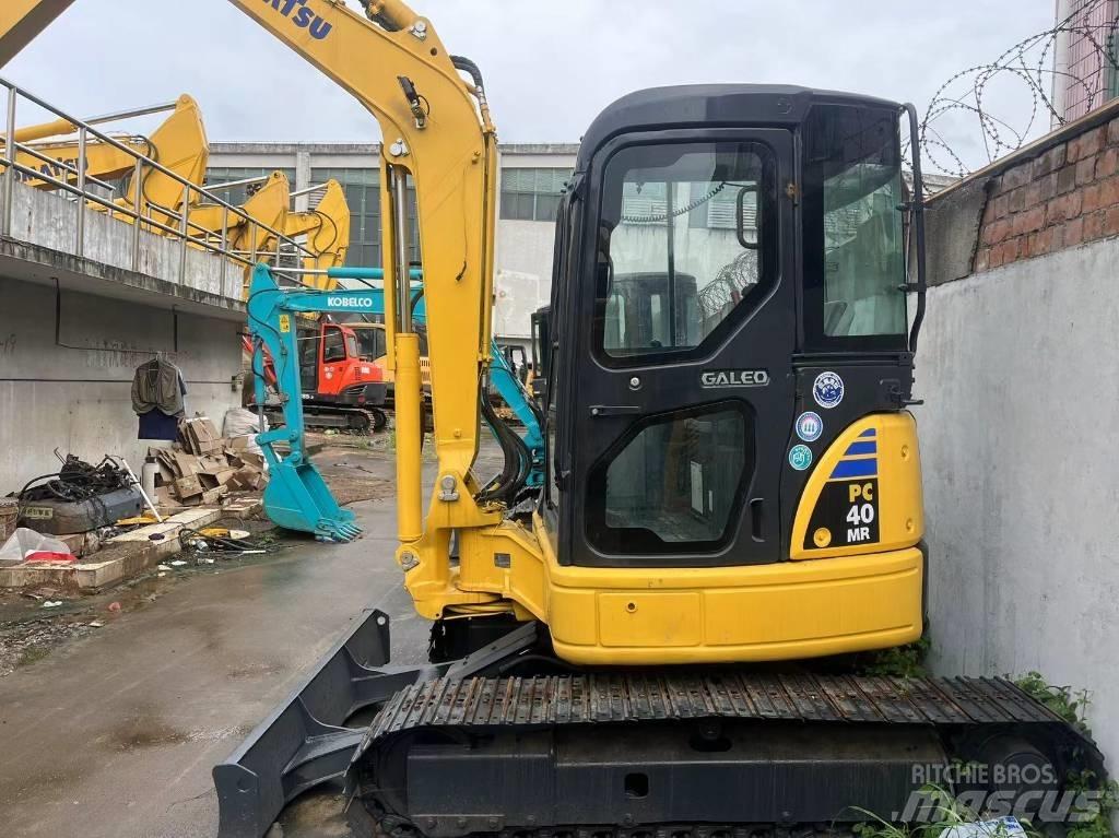 Komatsu PC 40 MR-2 Roomikekskavaatorid