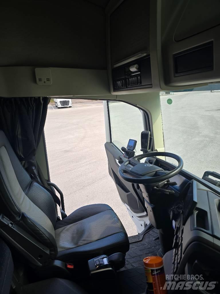 Volvo FM Electric Konksliftveokid