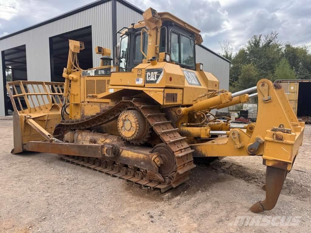CAT D 7 R XR II Buldooserid