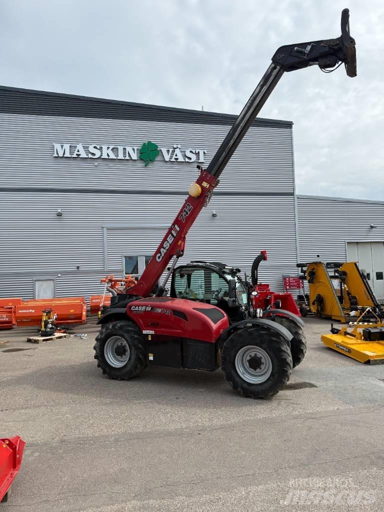 Case IH Farmlift 742 Teleskooplaadurid
