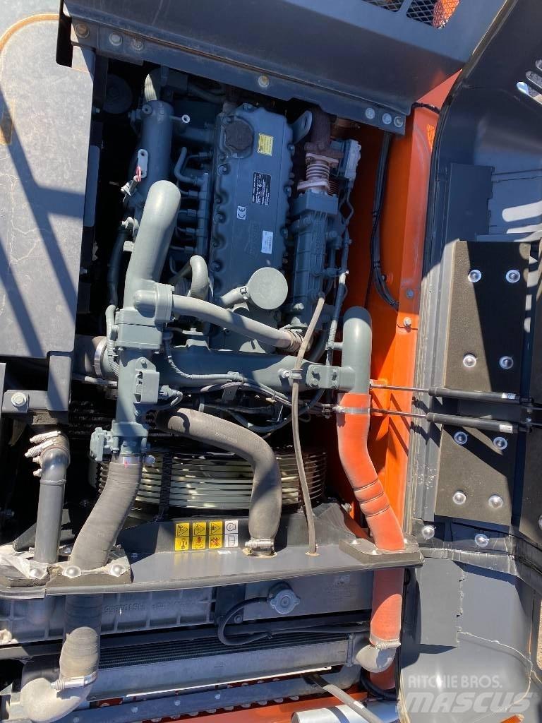 Doosan DX 235 LC-5 Roomikekskavaatorid