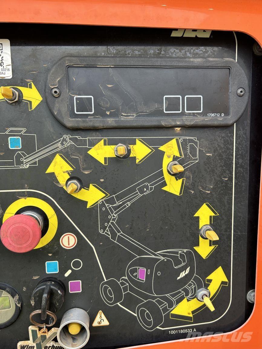 JLG 450AJ (3216) Iseliikuvad poomtõstukid