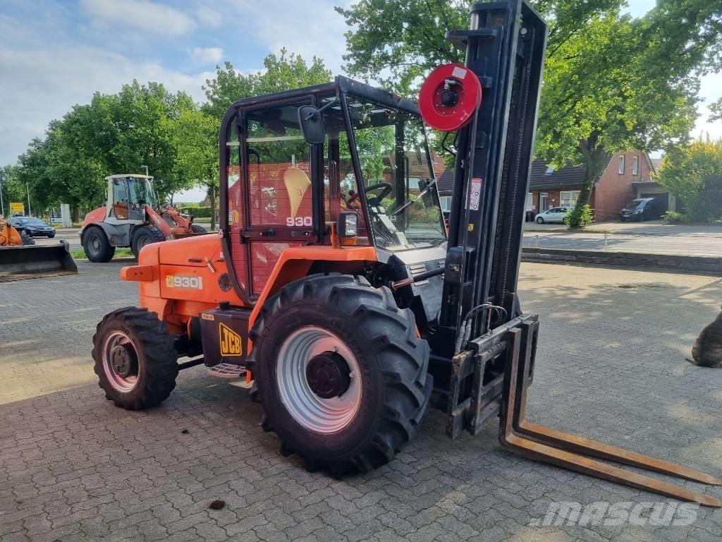 JCB 930-4 Maastikutõstukid