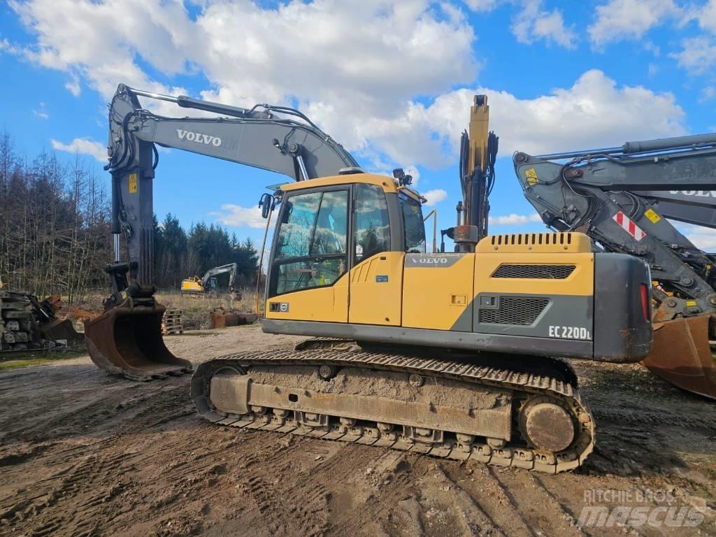 Volvo EC 220 DL Roomikekskavaatorid