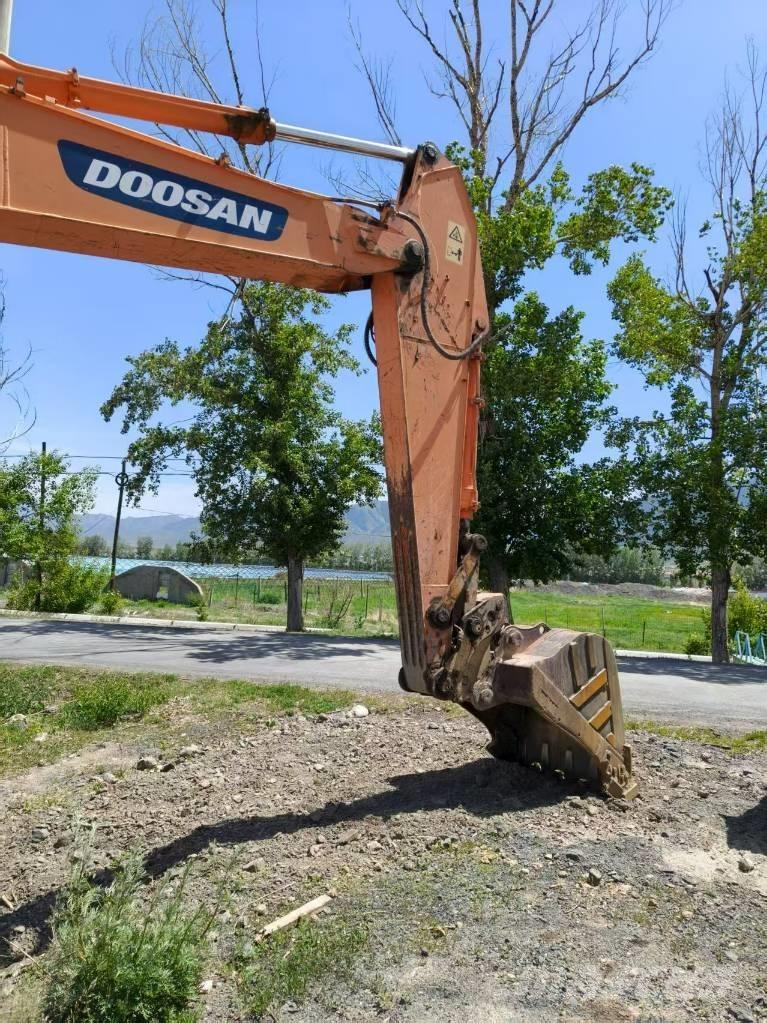 Doosan DH210W-7 Ratasekskavaatorid
