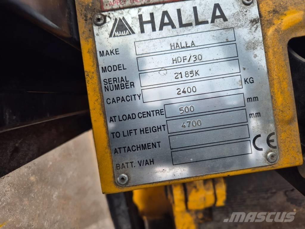 Halla HDF 30 Diiseltõstukid