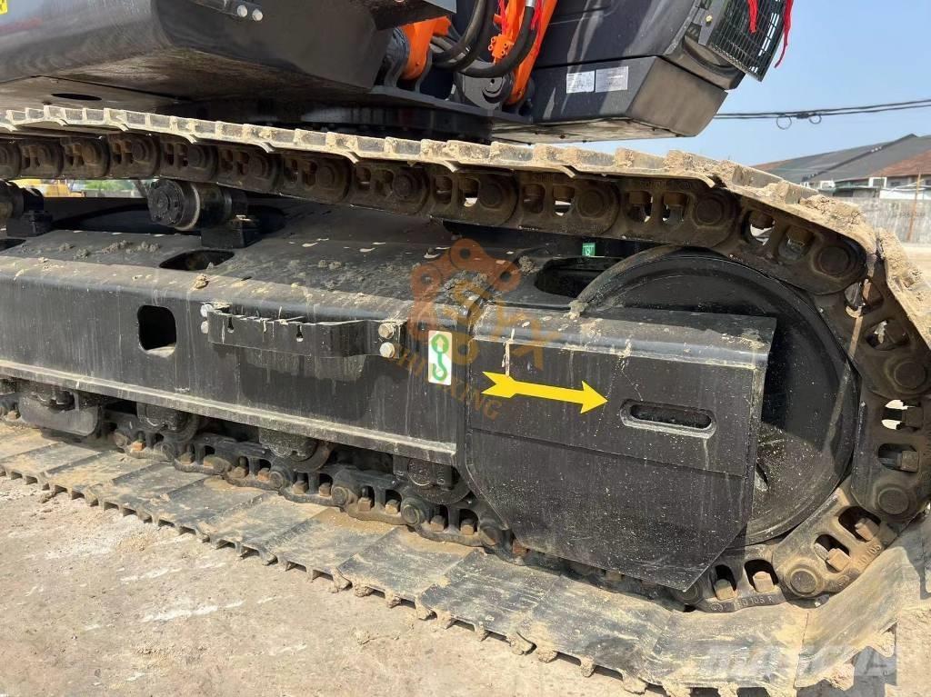 Hitachi ZX 200-3 Roomikekskavaatorid