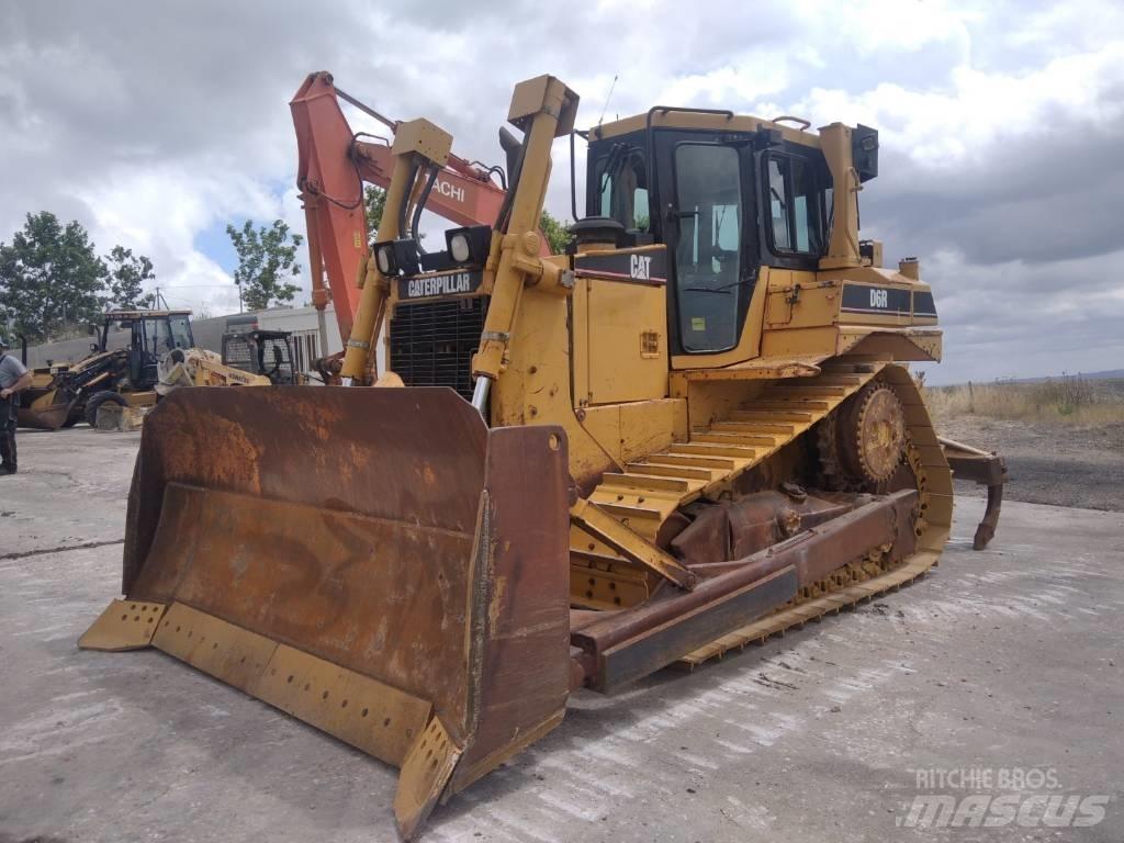 CAT D6 R XL Buldooserid