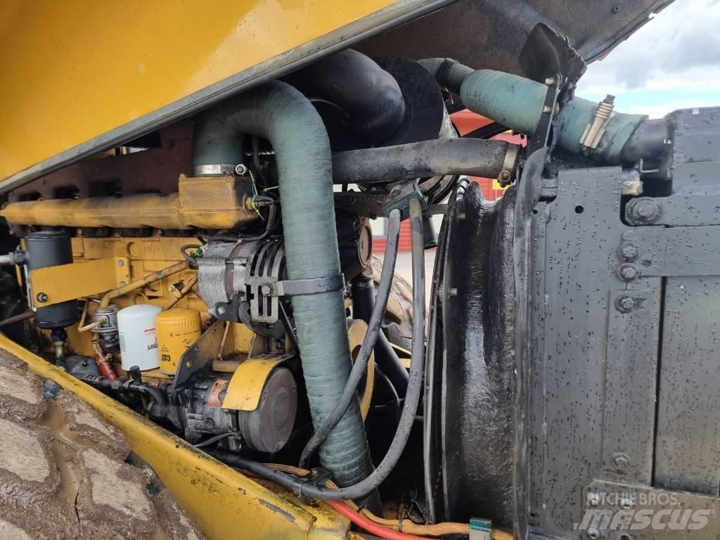 CAT CS 683 E Ühe trumliga rullid