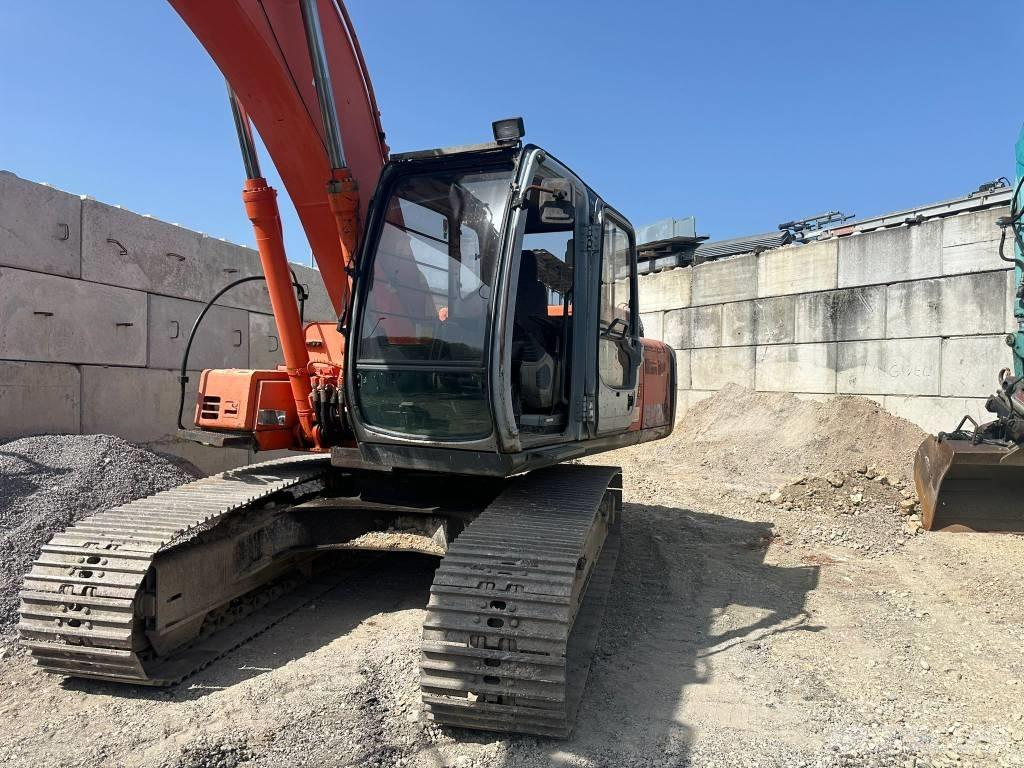 Fiat-Hitachi EX 215 Roomikekskavaatorid
