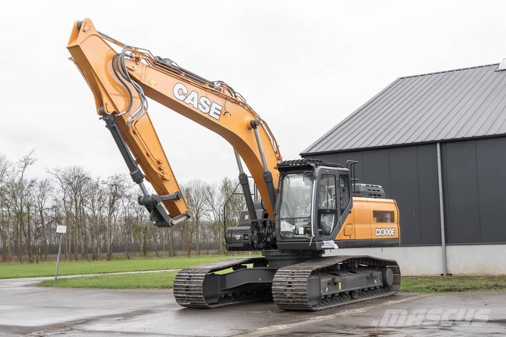 CASE CX 300 E Roomikekskavaatorid