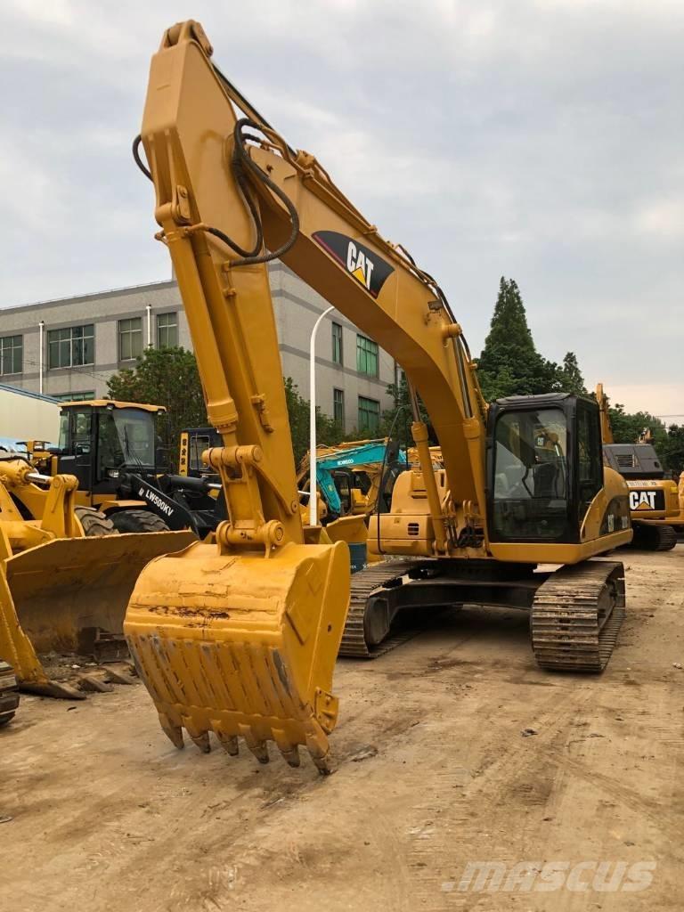 CAT 320CL Roomikekskavaatorid
