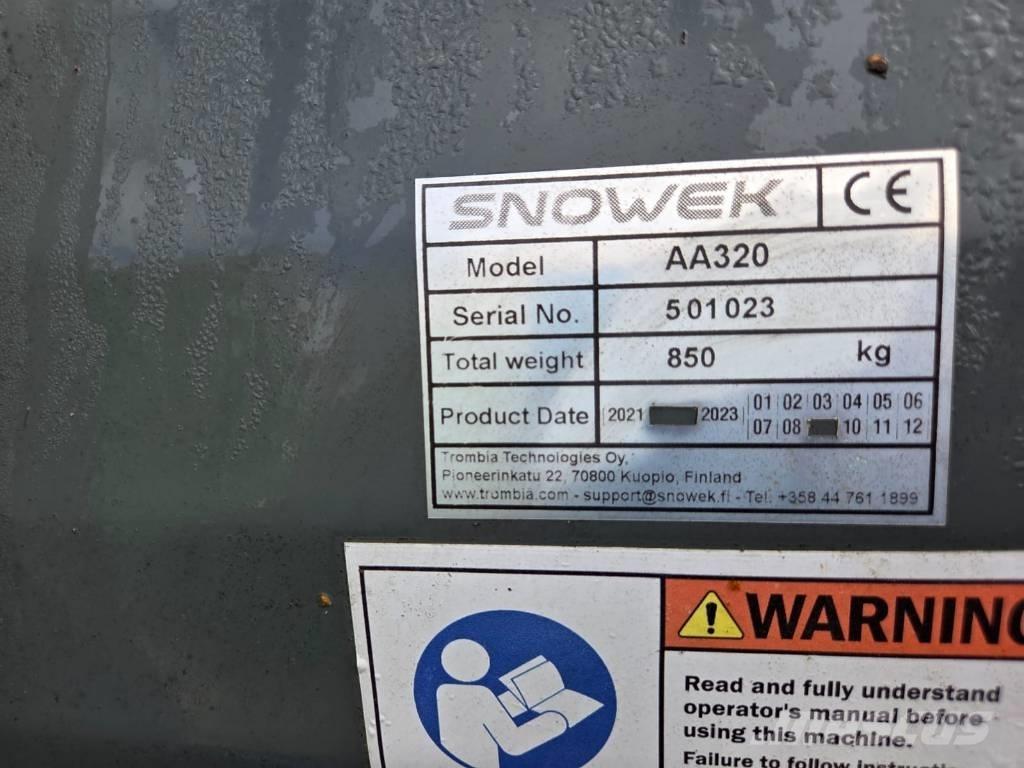 Snowek AA 320 Lumesahad