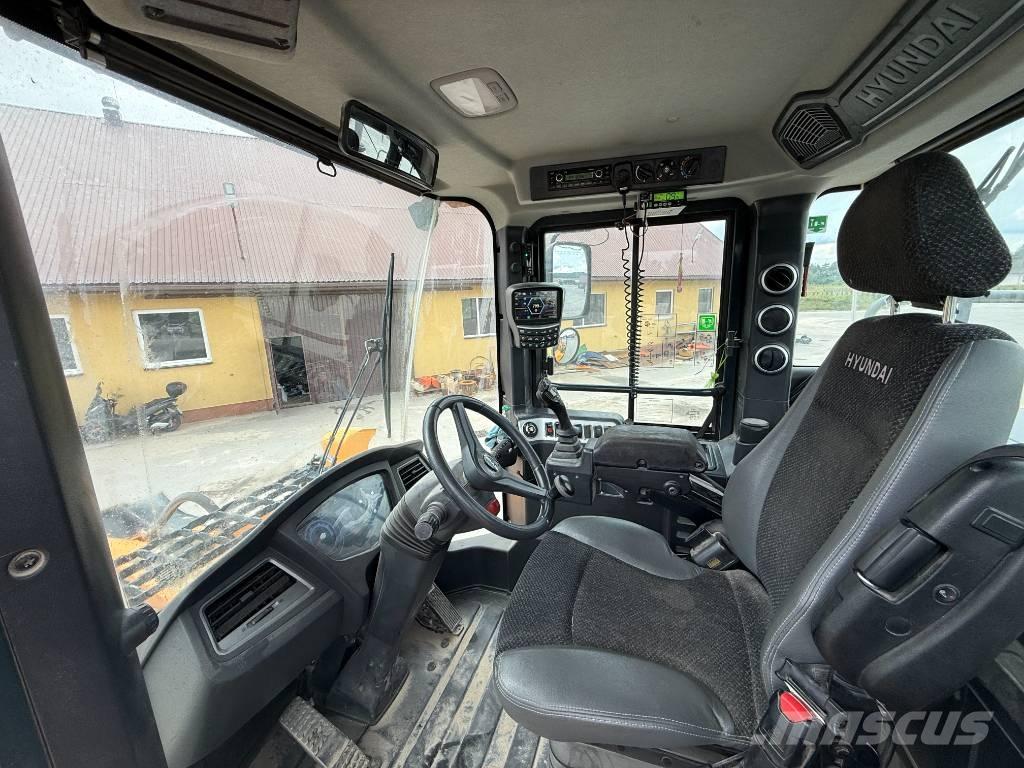 Hyundai HL 960 Rataslaadurid