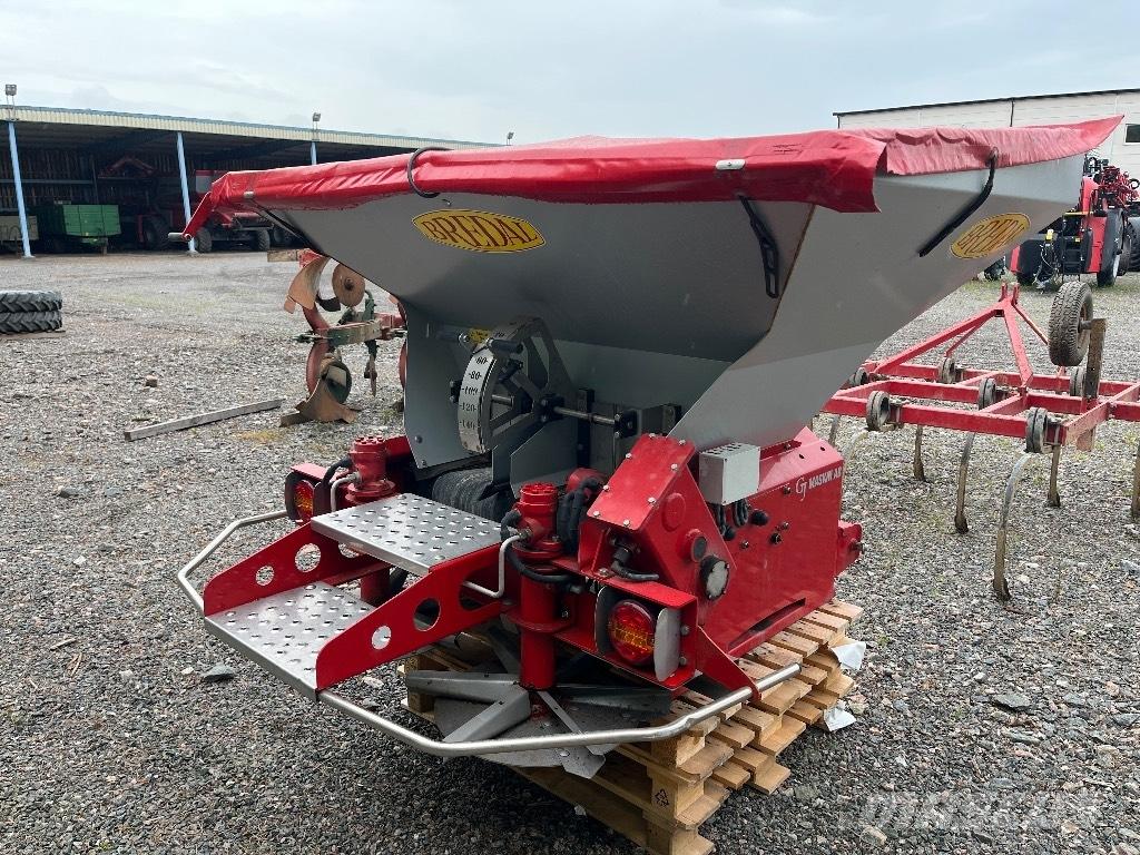 Bredal SGS 1500 Liivapuisturid ja soolapuisturid