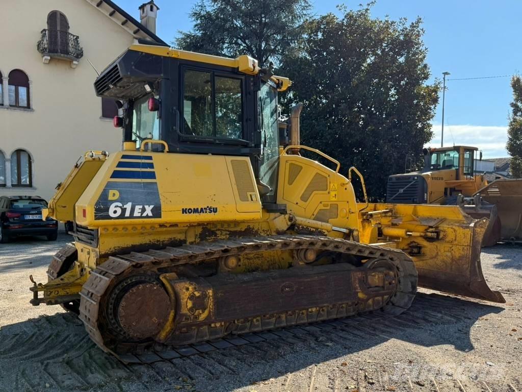 Komatsu D 61 EX-24 Buldooserid