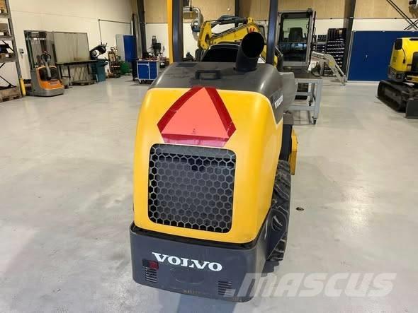 Volvo SD 25 Ühe trumliga rullid